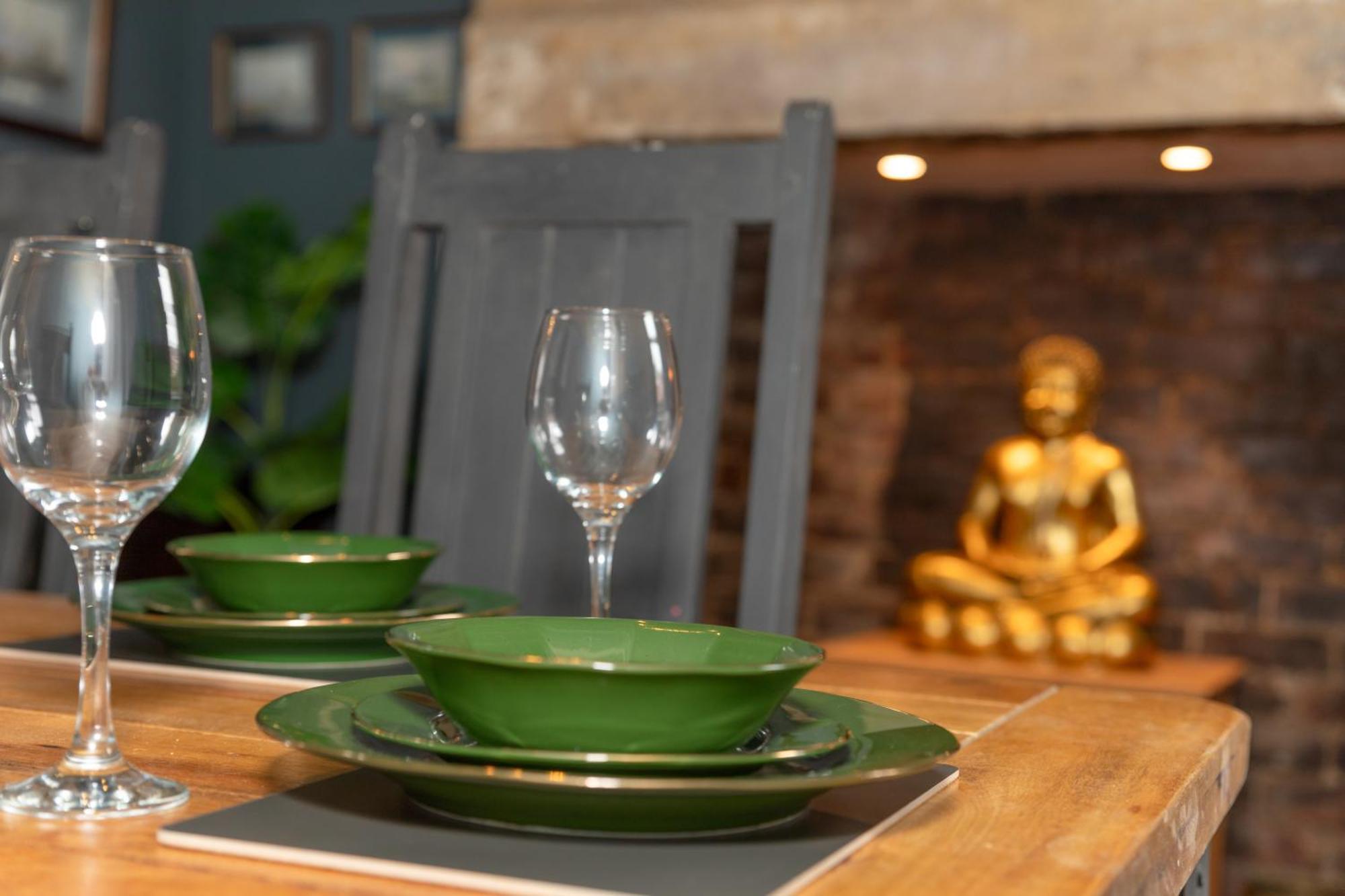 Characterful Terrace Retreat In County Durham - Sleeps 6