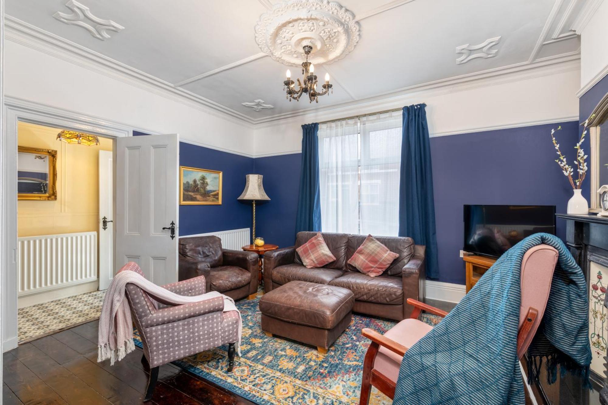 Characterful Terrace Retreat In County Durham - Sleeps 6 *